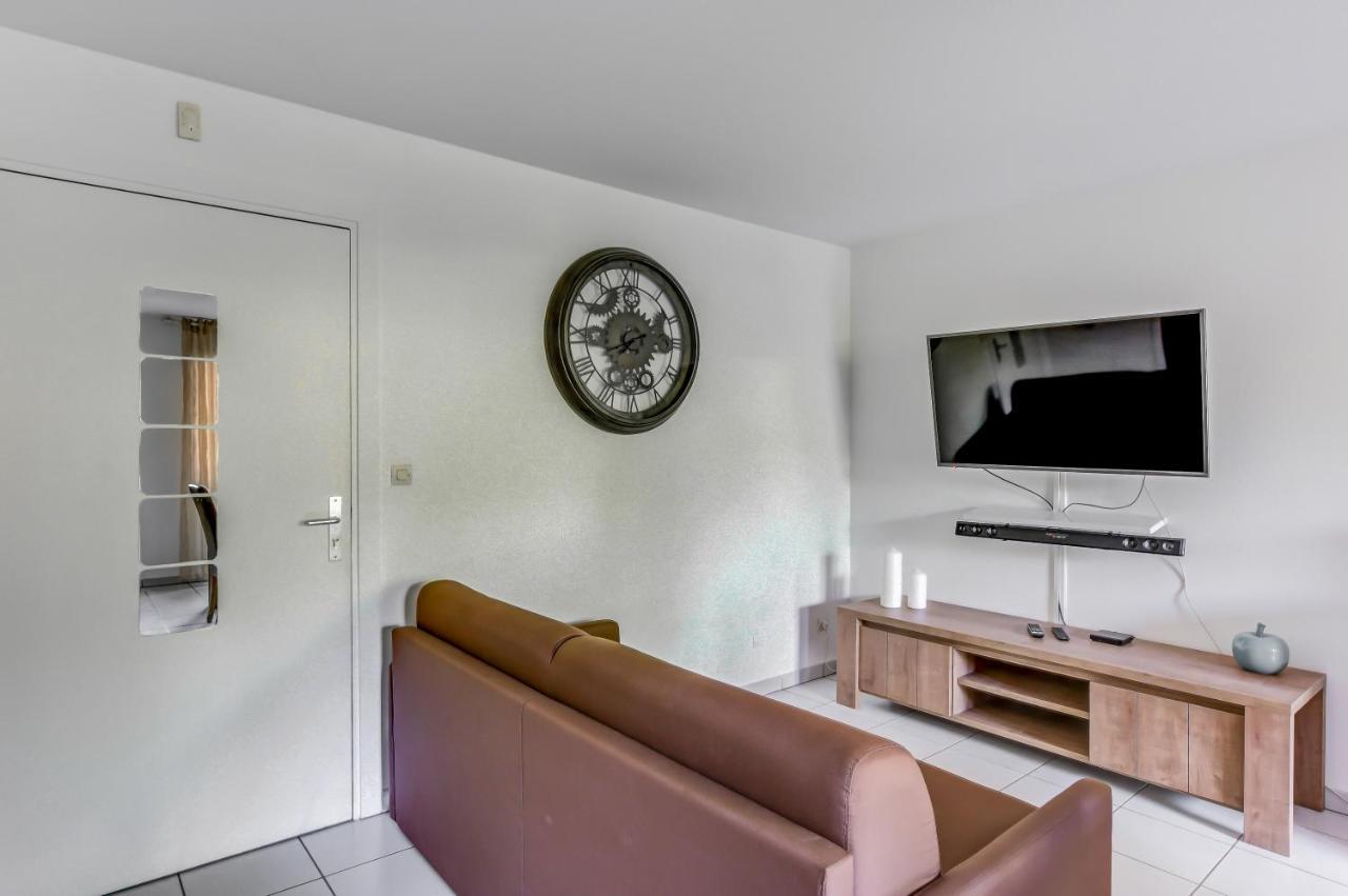 T2 Jardinet Avec Piscine, Parking Et Tennis Toulouse Kültér fotó